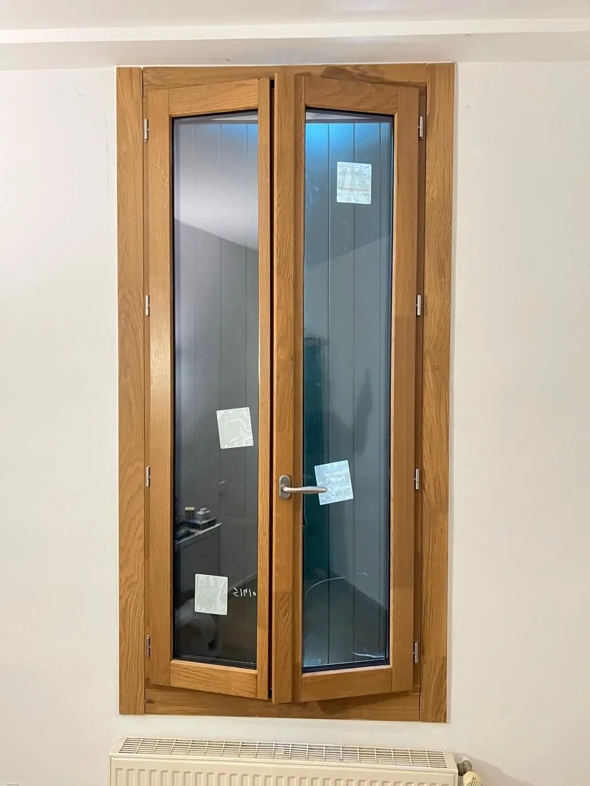 Châssis bois sur mesure installée en Belgique